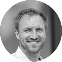 Dr. Philipp Daumke Dr. Philipp Daumke